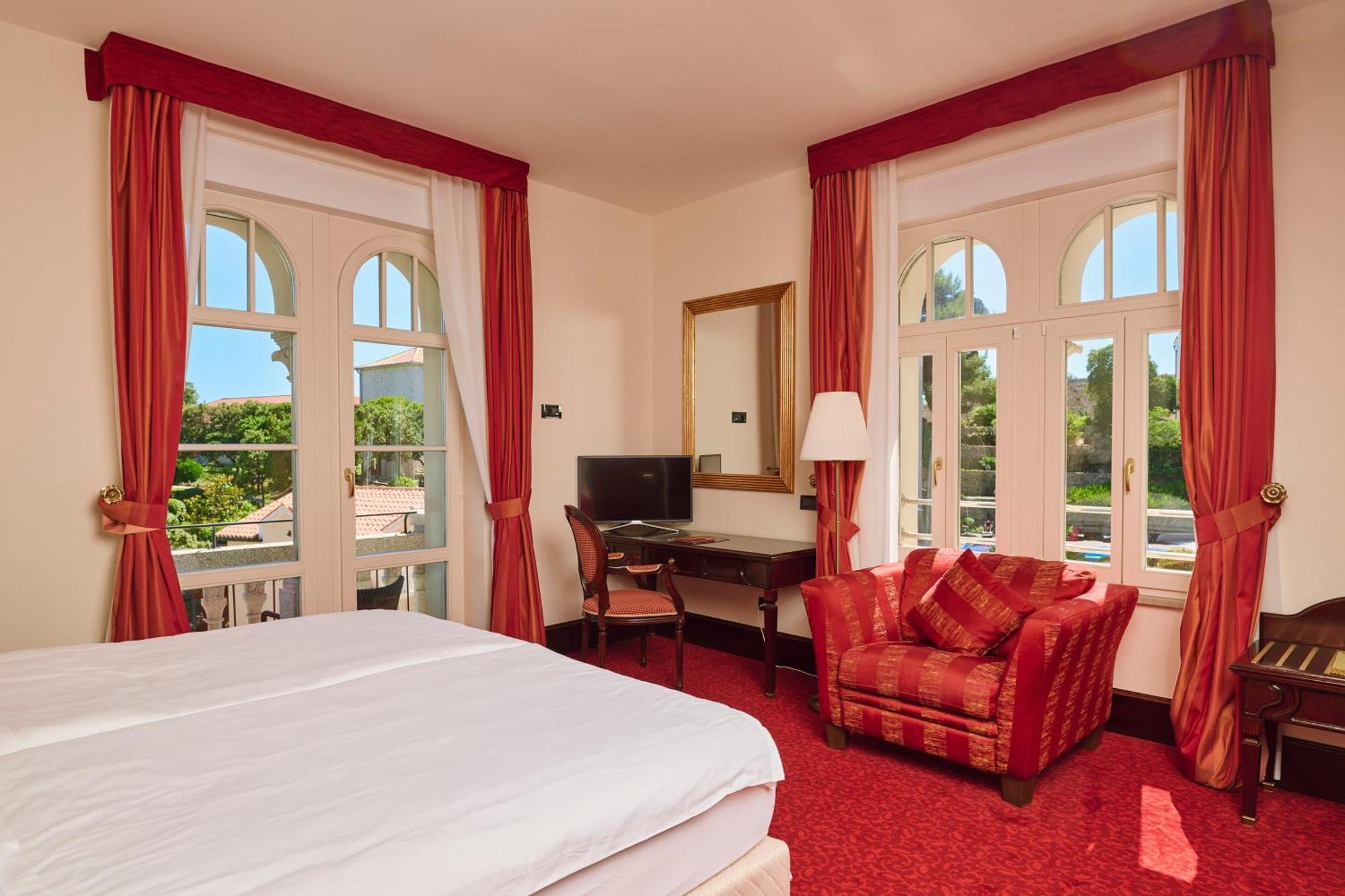 Arbiana Heritage Hotel ラブ エクステリア 写真