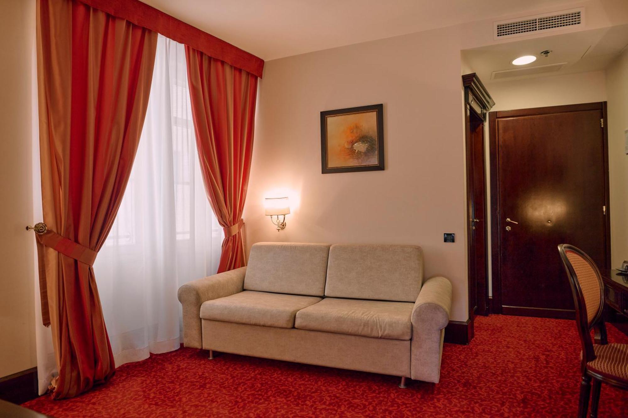 Arbiana Heritage Hotel ラブ エクステリア 写真