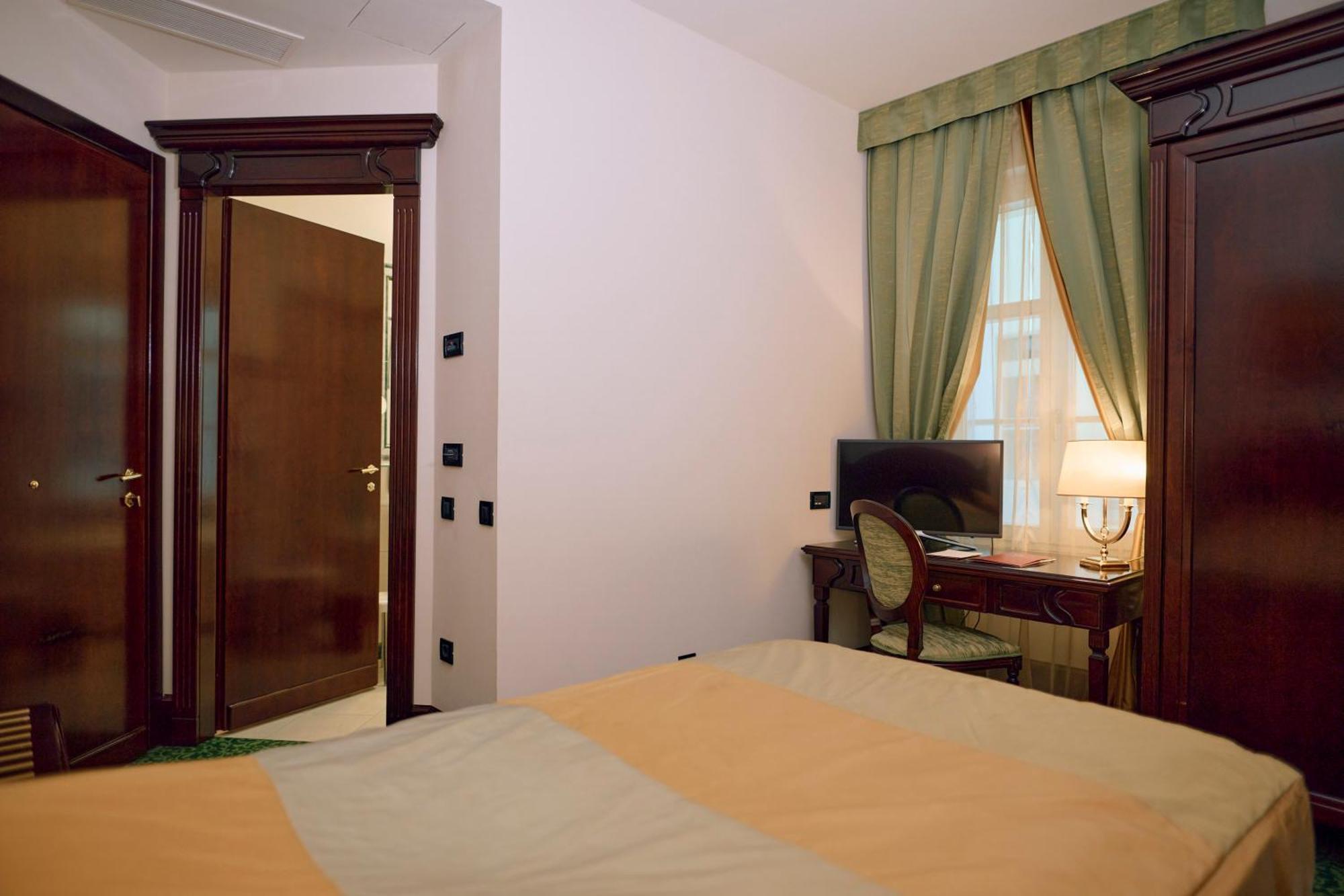 Arbiana Heritage Hotel ラブ 部屋 写真