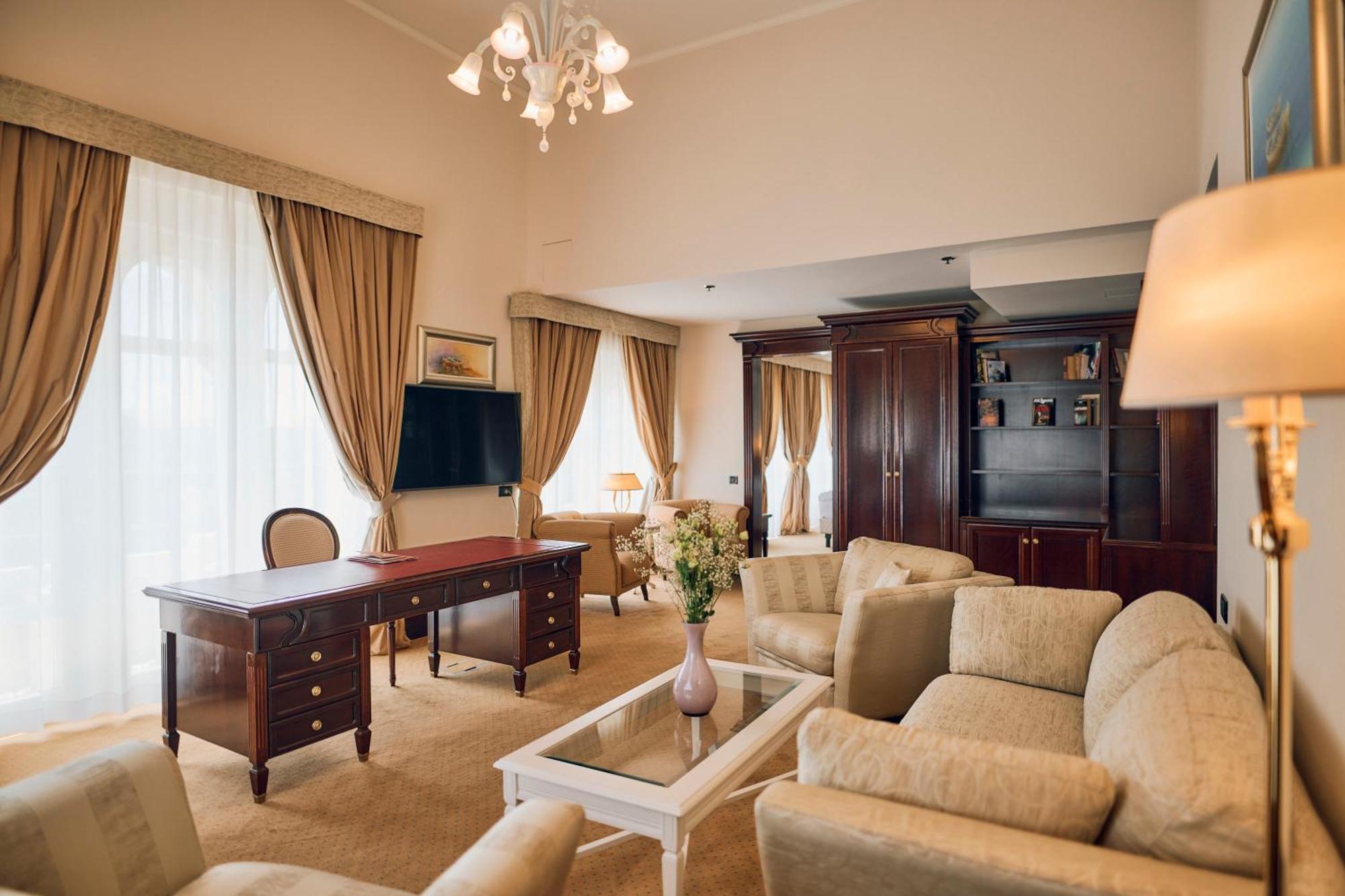 Arbiana Heritage Hotel ラブ 部屋 写真